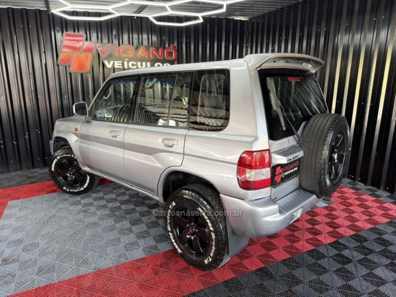 PAJERO TR4 2.0 4X4 16V 131CV GASOLINA 4P AUTOMÁTICO - 2006 - CAXIAS DO SUL