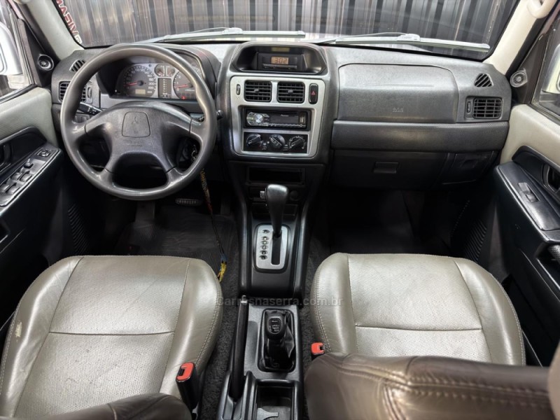 PAJERO TR4 2.0 4X4 16V 131CV GASOLINA 4P AUTOMÁTICO - 2006 - CAXIAS DO SUL