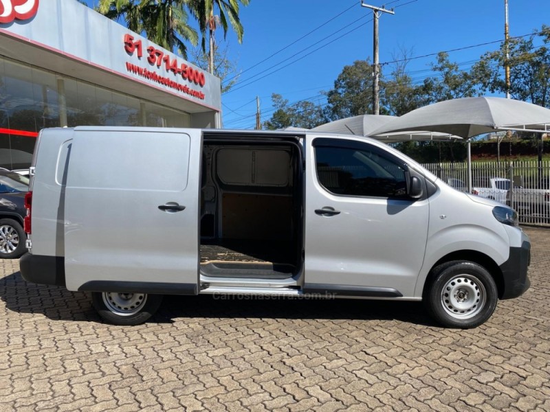 EXPERT 1.5 BLUEHDI CARGO DIESEL MANUAL - 2025 - LAJEADO