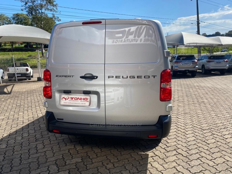 EXPERT 1.5 BLUEHDI CARGO DIESEL MANUAL - 2025 - LAJEADO