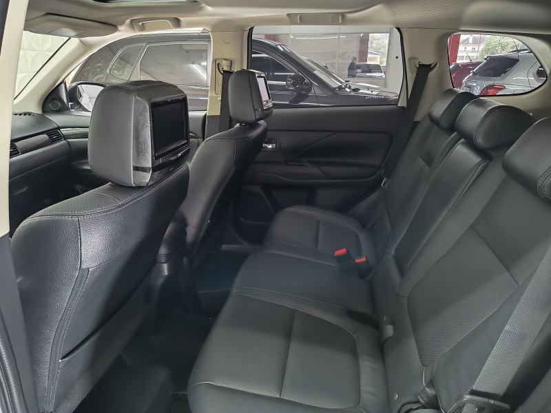 OUTLANDER 3.0 GT 4X4 V6 24V GASOLINA 4P AUTOMÁTICO - 2018 - CAXIAS DO SUL