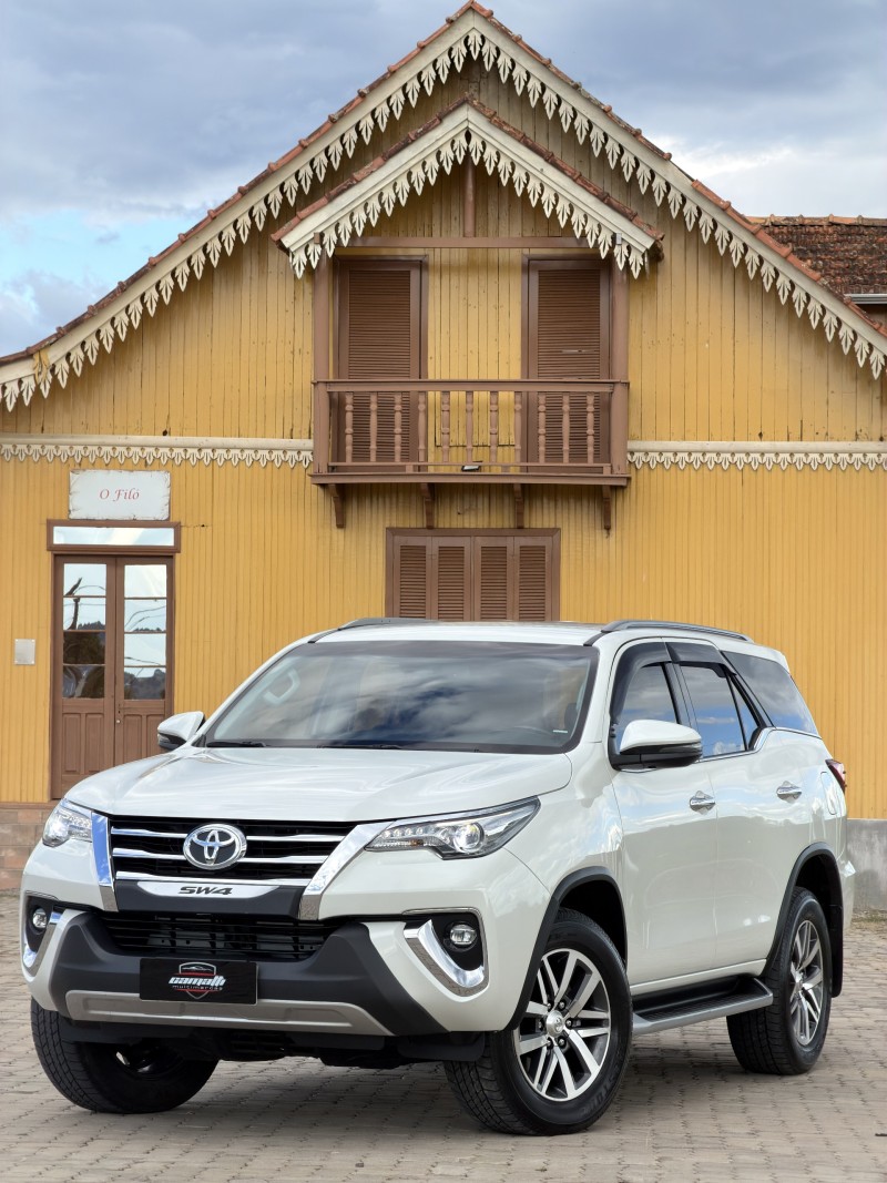 hilux sw4 2.8 srx 4x4 7 lugares 16v turbo intercooler diesel 4p automatico 2019 antonio prado