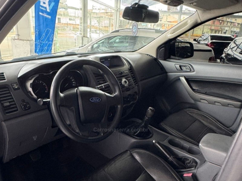 RANGER 2.5 XLS 4X2 CD 16V FLEX 4P MANUAL - 2013 - VACARIA