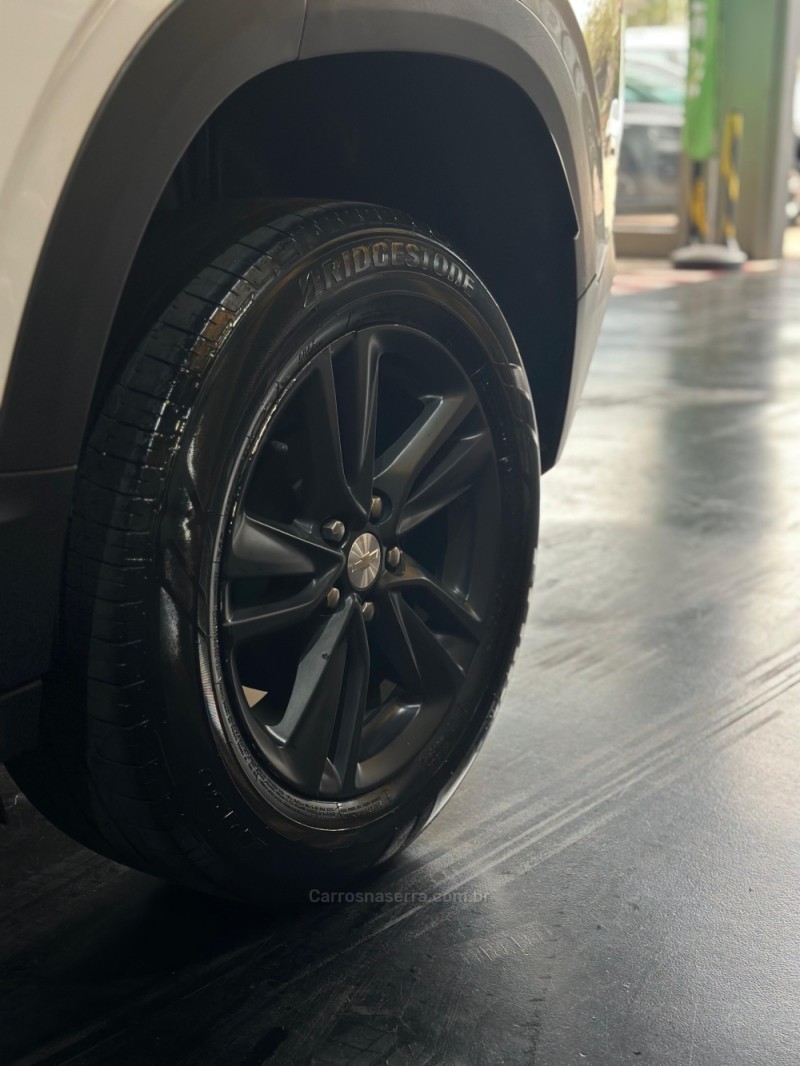 TRACKER 1.0 12V LT TURBO FLEX 4P AUTOMÁTICO - 2022 - LAJEADO