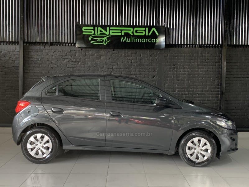 ONIX 1.0 LT 12V FLEX 4P MANUAL - 2019 - CAXIAS DO SUL
