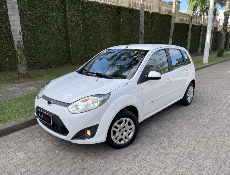 fiesta 1.6 mpi class hatch 8v flex 4p manual 2014 caxias do sul