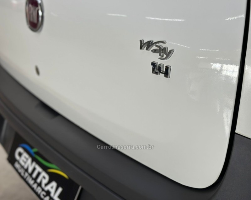 UNO 1.4 EVO WAY 8V FLEX 4P MANUAL - 2014 - VACARIA