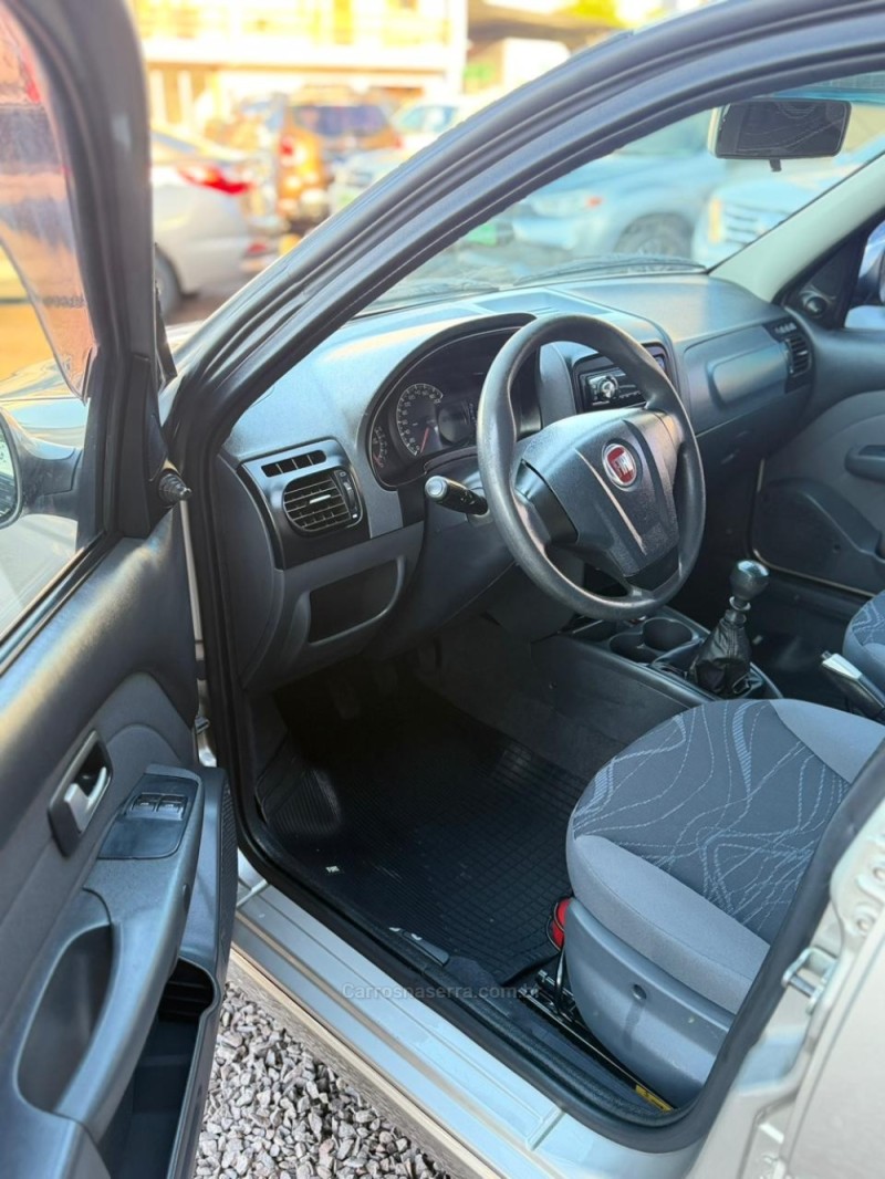 SIENA 1.0 MPI EL 8V FLEX 4P MANUAL - 2013 - LAJEADO