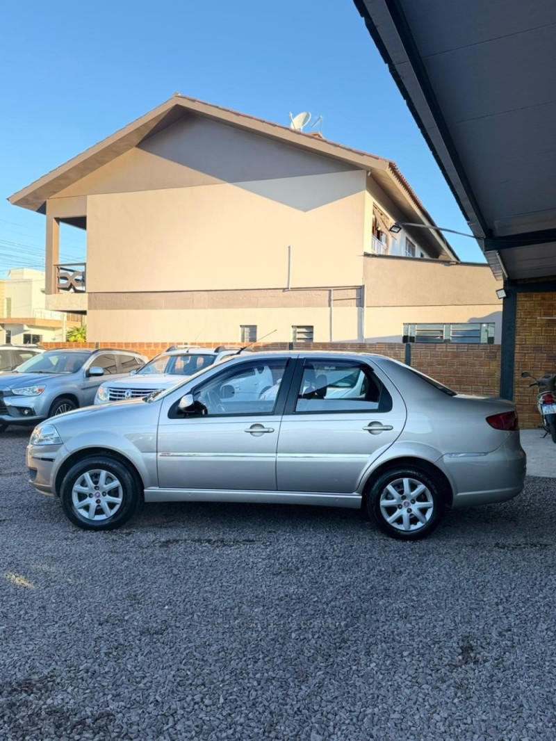 SIENA 1.0 MPI EL 8V FLEX 4P MANUAL - 2013 - LAJEADO