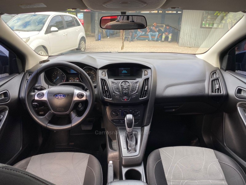FOCUS 2.0 S SEDAN 16V FLEX 4P AUTOMÁTICO - 2015 - FARROUPILHA
