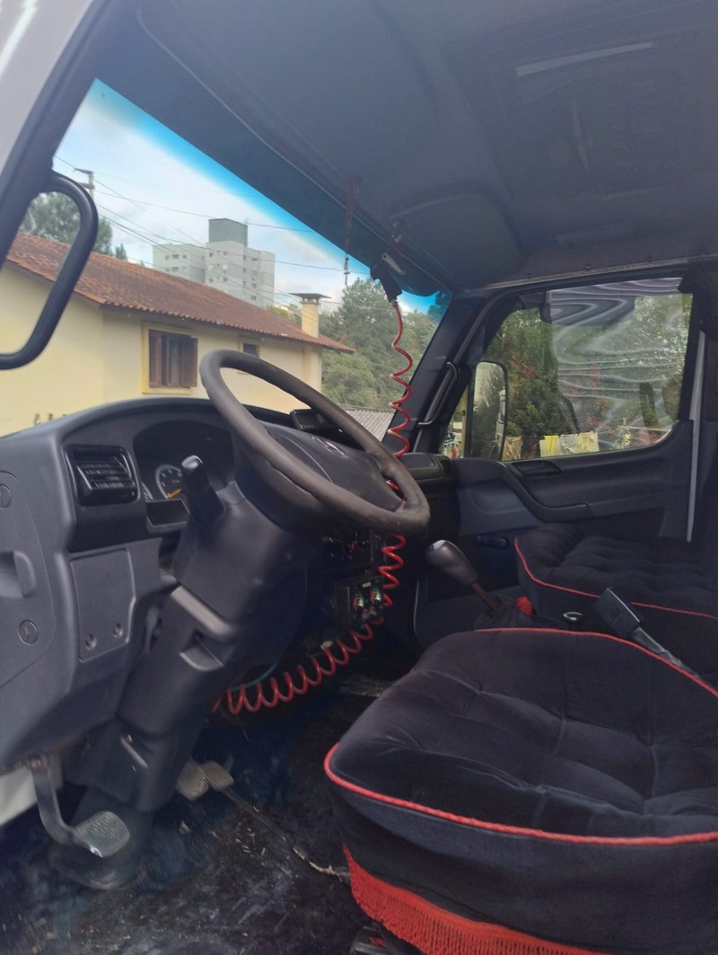 ACCELO 1016  - 2013 - CAXIAS DO SUL