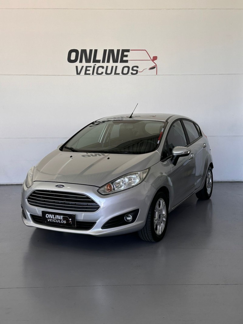 fiesta 1.6 se hatch 16v flex 4p automatico 2014 farroupilha