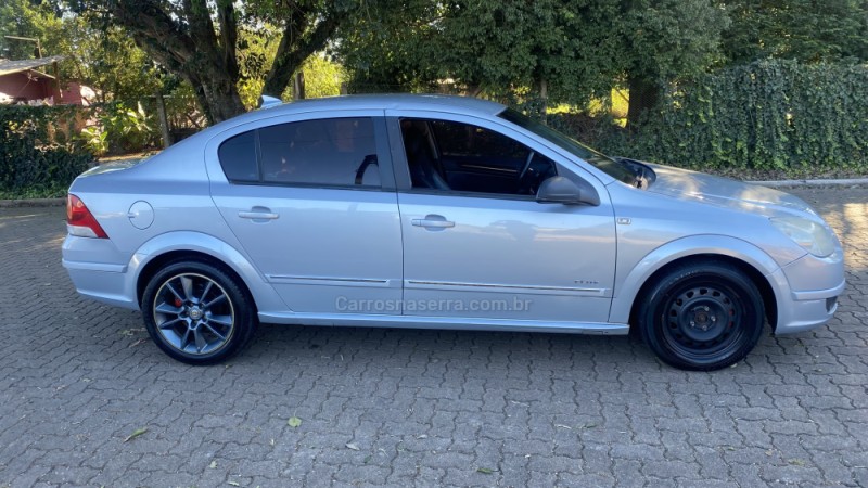 VECTRA 2.0 MPFI ELITE 8V 140CV FLEX 4P AUTOMÁTICO - 2008 - IVOTI