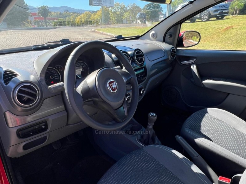 PALIO 1.0 MPI ATTRACTIVE 8V FLEX 4P MANUAL - 2015 - NOVA PETRóPOLIS