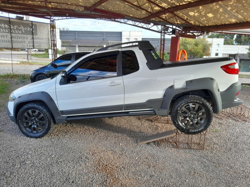 STRADA 1.8 MPI ADVENTURE CE 16V FLEX 2P MANUAL - 2017 - VERANóPOLIS