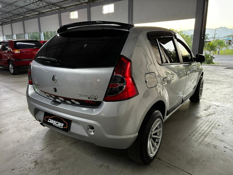 SANDERO 1.6 GT LINE LIMITED FLEX 4P MANUAL - 2011 - BOM PRINCíPIO