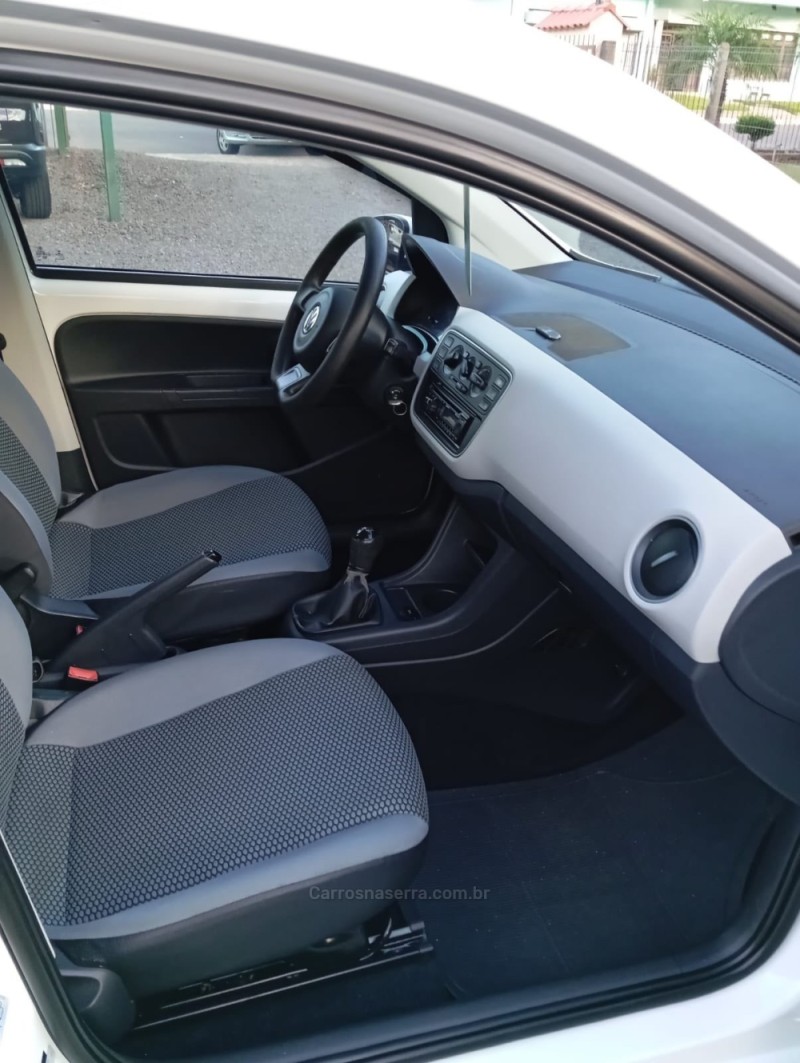 UP 1.0 MPI MOVE UP 12V FLEX 4P MANUAL - 2015 - PICADA CAFé