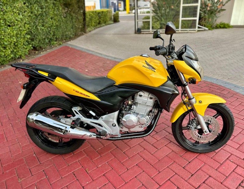 CB 300R  - 2012 - ROLANTE