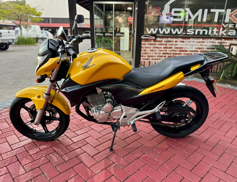 CB 300R  - 2012 - ROLANTE