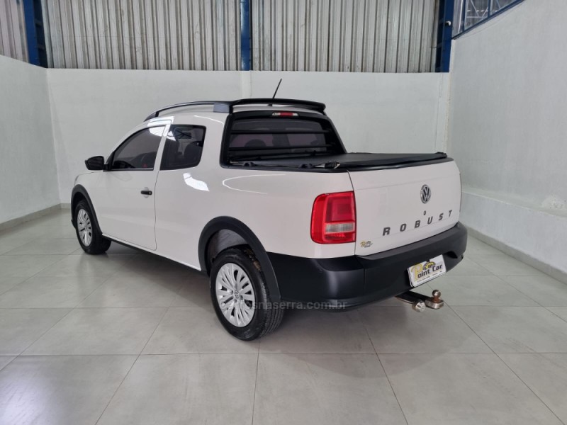 SAVEIRO 1.6 MI TRENDLINE CD 8V FLEX 2P MANUAL - 2022 - VACARIA