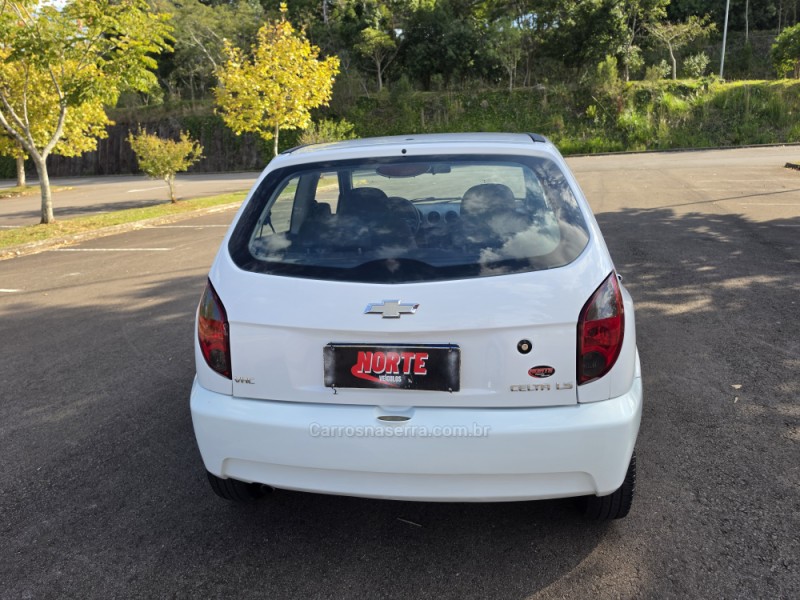 CELTA 1.0 MPFI LS 8V FLEX 2P MANUAL - 2014 - BENTO GONçALVES