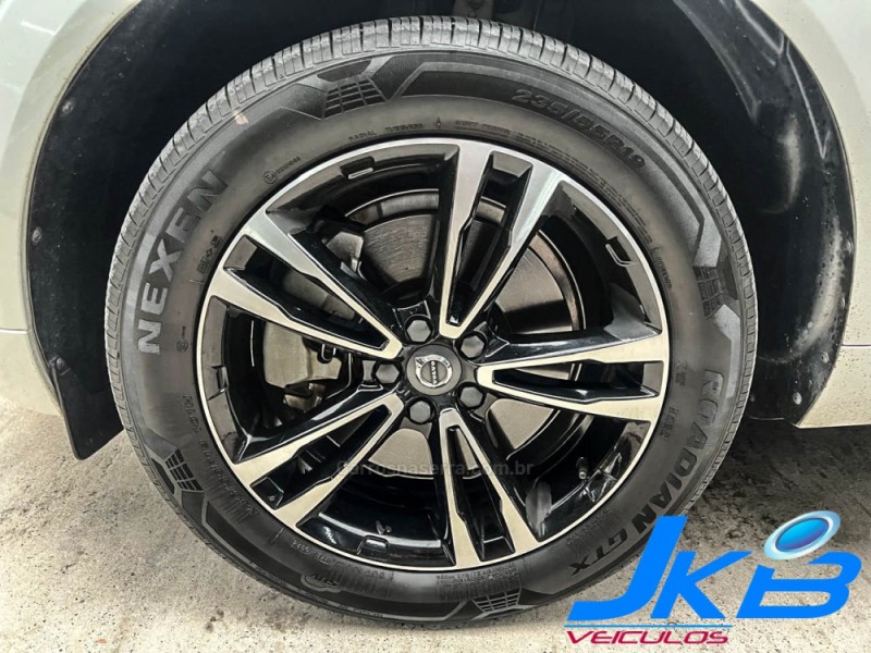 XC60 2.0 T8 MOMENTUM HYBRID GASOLINA 4P AUTOMÁTICO - 2021 - NOVO HAMBURGO