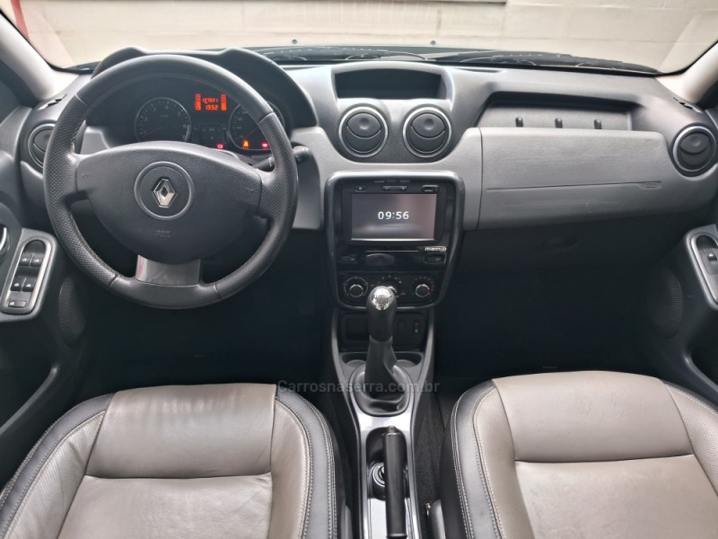 DUSTER 1.6 DYNAMIQUE 4X2 16V FLEX 4P MANUAL - 2015 - CAXIAS DO SUL