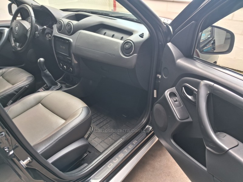 DUSTER 1.6 DYNAMIQUE 4X2 16V FLEX 4P MANUAL - 2015 - CAXIAS DO SUL