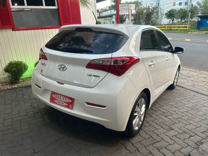 HB20 1.6 PREMIUM 16V FLEX 4P MANUAL - 2014 - TRêS COROAS