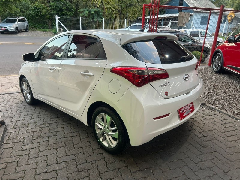 HB20 1.6 PREMIUM 16V FLEX 4P MANUAL - 2014 - TRêS COROAS