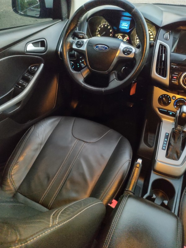 FOCUS 1.6 SE HATCH 16V FLEX 4P AUTOMÁTICO - 2014 - VALE REAL