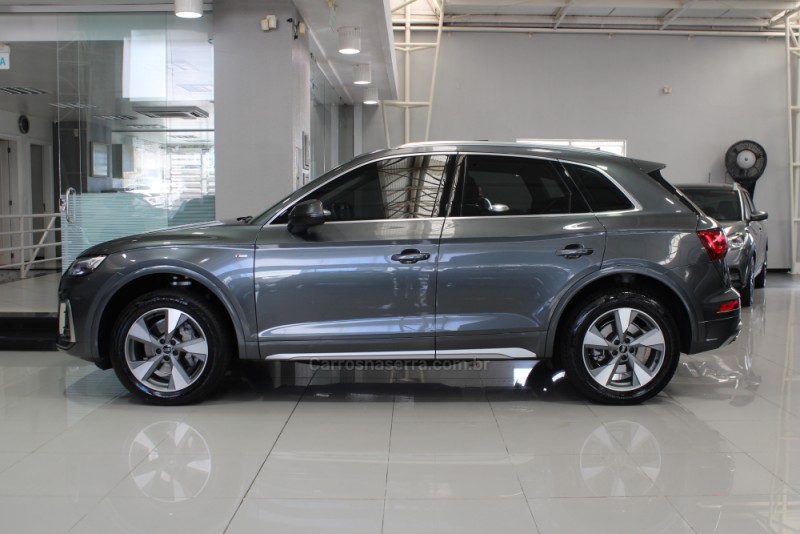 Q5 2.0 TFSI S-LINE S TRONIC 16V GASOLINA 4P AUTOMÁTICO - 2024 - CAXIAS DO SUL
