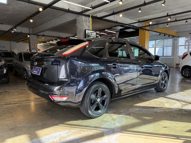 FOCUS 1.6 8V FLEX 4P MANUAL - 2011 - BENTO GONçALVES