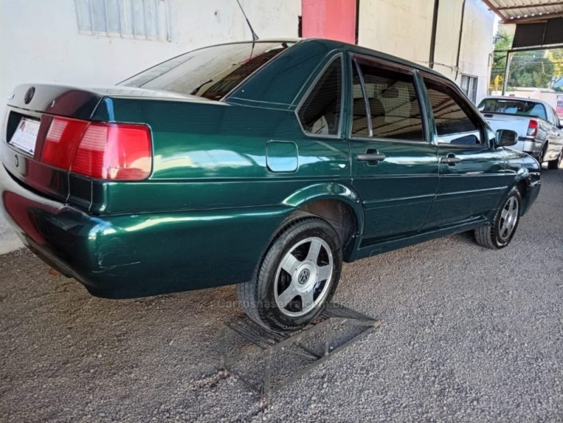 SANTANA 1.8 MI 8V GASOLINA 4P MANUAL - 1999 - CAXIAS DO SUL