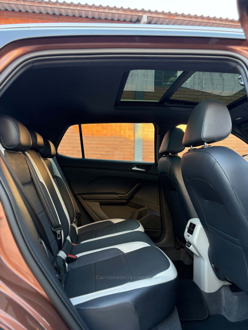 T-CROSS 1.4 HIGHLINE TSI 16V FLEX 4P AUTOMÁTICO - 2020 - CAXIAS DO SUL