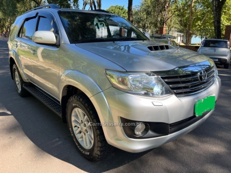 hilux sw4 3.0 srv 4x4 cd 16v turbo intercooler diesel 4p automatico 2013 bento goncalves
