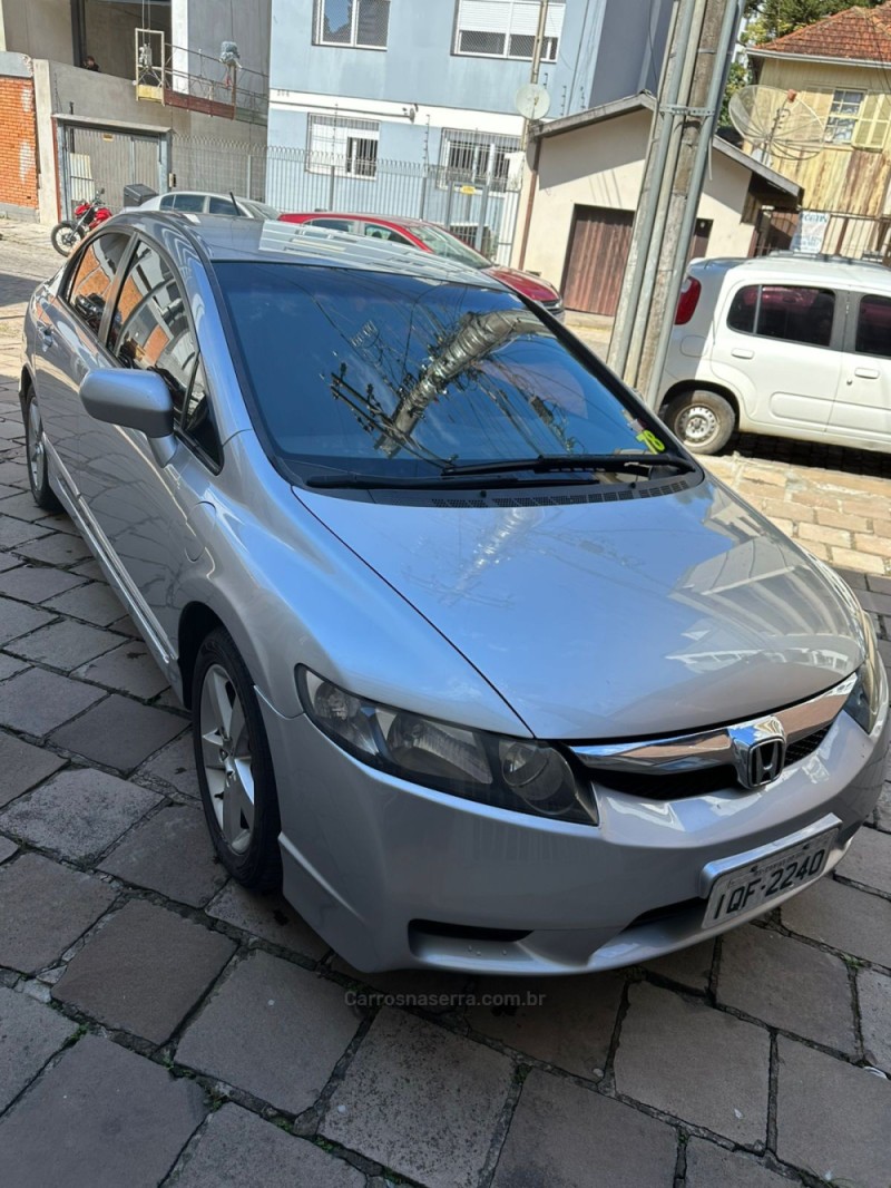 CIVIC 1.8 LXS 16V GASOLINA 4P AUTOMÁTICO - 2010 - CAXIAS DO SUL