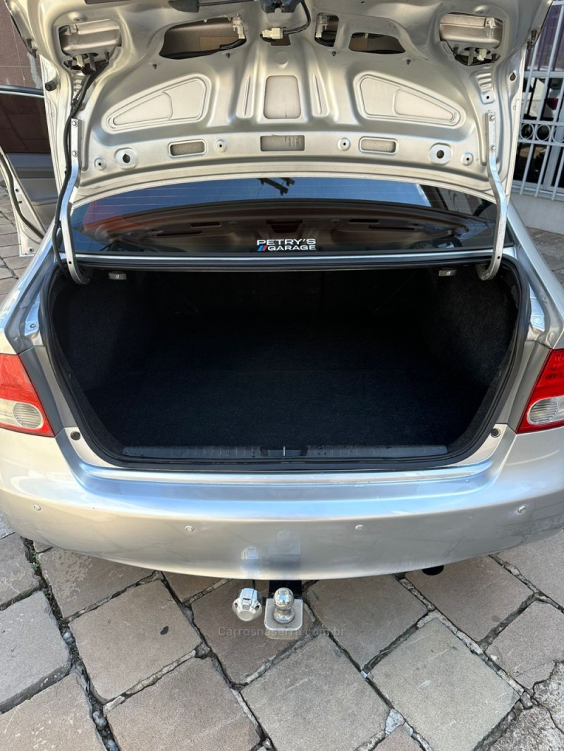 CIVIC 1.8 LXS 16V GASOLINA 4P AUTOMÁTICO - 2010 - CAXIAS DO SUL