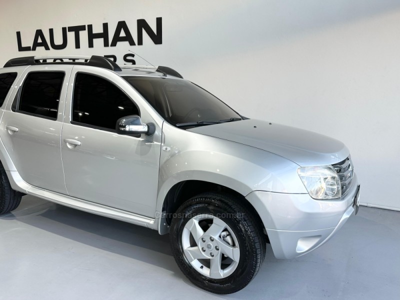 DUSTER 1.6 DYNAMIQUE 4X2 16V FLEX 4P MANUAL - 2013 - NOVO HAMBURGO