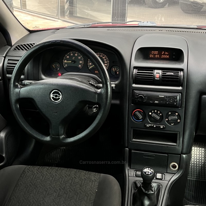 ASTRA 2.0 MPFI ADVANTAGE 8V FLEX 4P MANUAL - 2008 - VACARIA