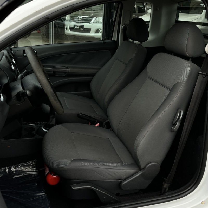 SAVEIRO 1.6 MI TREND CE 8V FLEX 2P MANUAL G.V - 2011 - VACARIA
