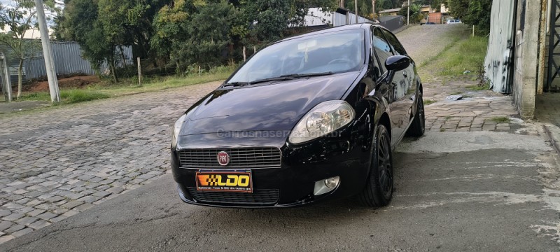 PUNTO 1.4 8V FLEX 4P MANUAL - 2010 - CAXIAS DO SUL