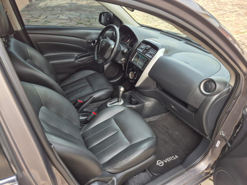 VERSA 1.6 16V SL FLEXSTART FLEX 4P AUTOMÁTICO - 2017 - CAXIAS DO SUL