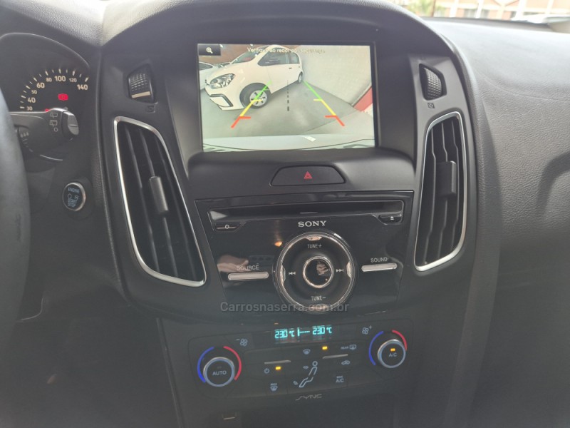 FOCUS 2.0 TITANIUM 16V FLEX 4P AUTOMÁTICO - 2016 - CAXIAS DO SUL