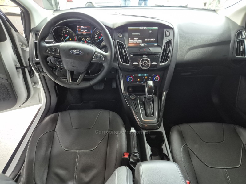 FOCUS 2.0 TITANIUM 16V FLEX 4P AUTOMÁTICO - 2016 - CAXIAS DO SUL