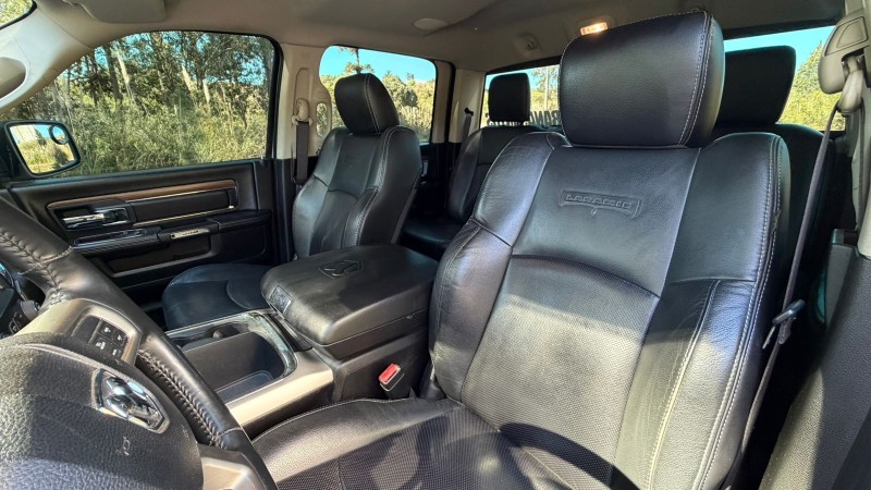 2500 LARAMIE 6.7 CD 4X4 TDI DIESEL 4P AUTOMÁTICA - 2016 - CAXIAS DO SUL