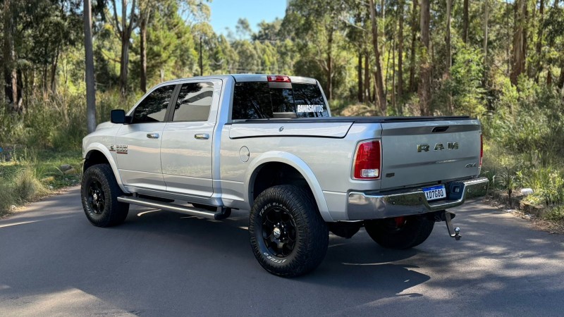2500 LARAMIE 6.7 CD 4X4 TDI DIESEL 4P AUTOMÁTICA - 2016 - CAXIAS DO SUL