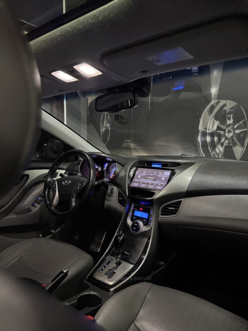 ELANTRA 1.8 GLS 16V GASOLINA 4P AUTOMÁTICO - 2013 - CAXIAS DO SUL