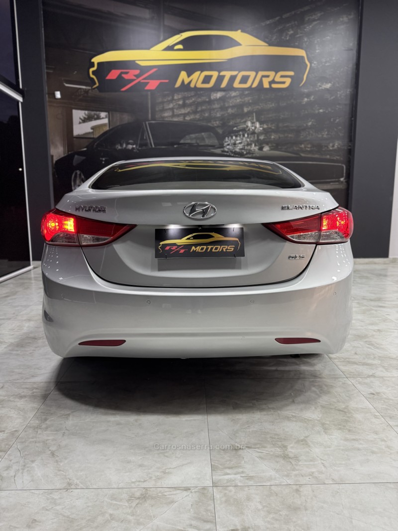 ELANTRA 1.8 GLS 16V GASOLINA 4P AUTOMÁTICO - 2013 - CAXIAS DO SUL
