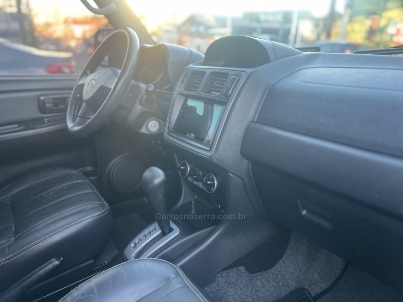 PAJERO TR4 2.0 4X2 16V 140CV FLEX 4P AUTOMÁTICO - 2013 - CAMPO BOM